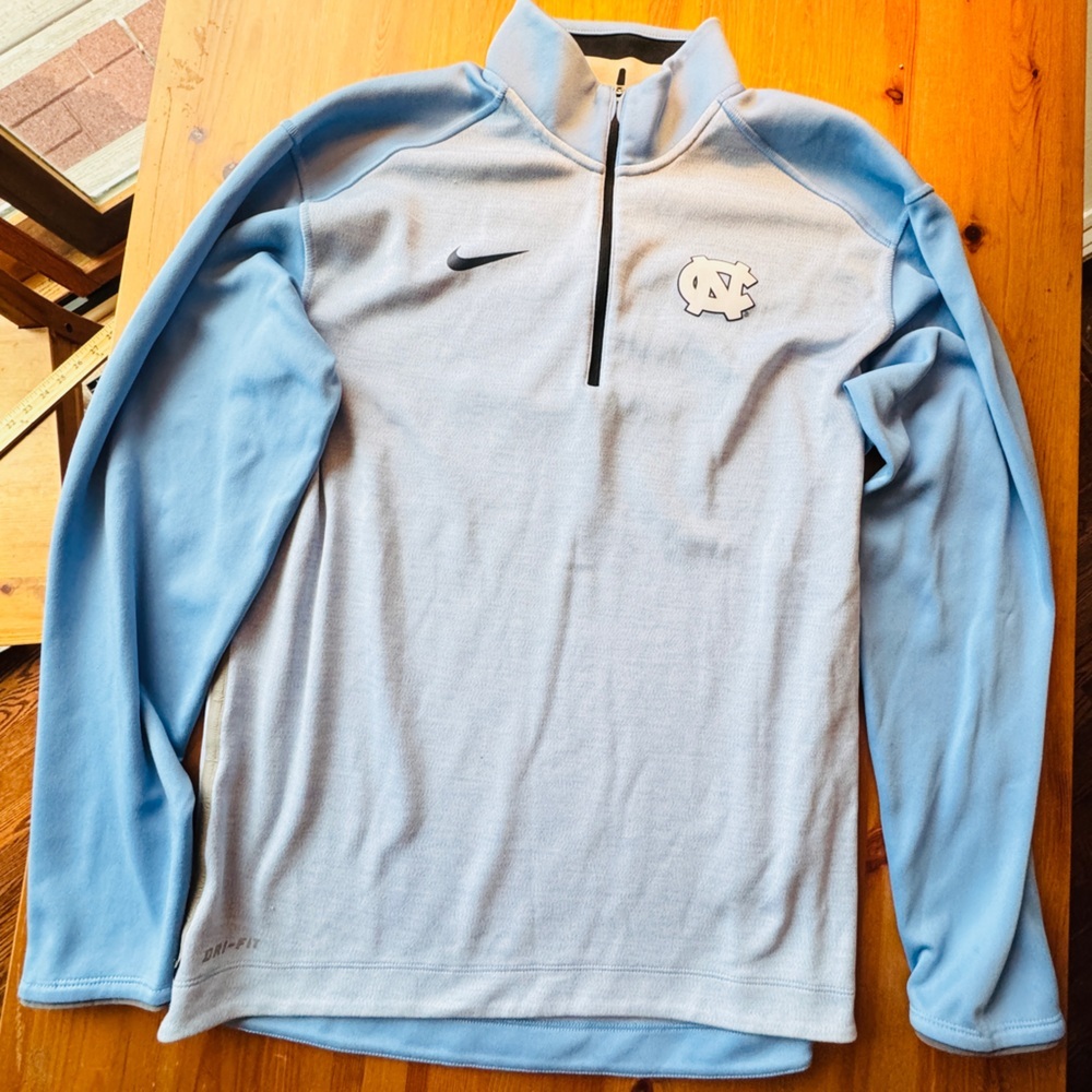 Nike drifit North Carolina quarter zip pullover size medium